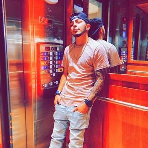 Meet your Posher, Michael